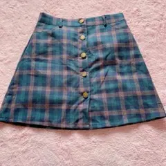 台形チェックスカート