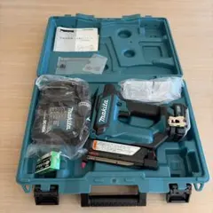 Makita ST421D ステープルガン - メルカリ