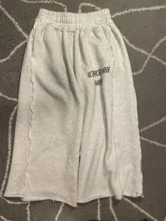 BENUA ベヌア パーカー スウェットパンツ セットアップ 2点 - メルカリ