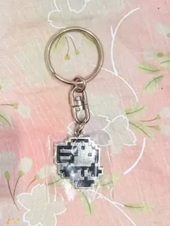 【平成レトロ】新種発見！！たまごっち メタルキーホルダー3 くさっち