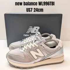 ほぼ未使用 25年製 ニューバランス WL996TBI 24cm シルバー