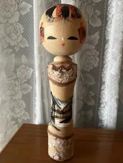 美品　伝統的な木製こけし 約30cm
