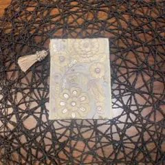 インド刺繍リボン　バネ口ポーチ