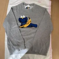 ユニクロ　カウズ　スウェット160サイズ