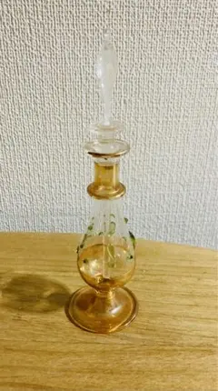 エジプト香水瓶＊パフュームボトル　ガラス工芸品