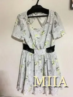 ワンピース　花柄　　未使用に近い