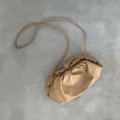 新品｜ガマグチ ギャザー 2way ショルダーバッグ ベージュ 斜めがけ 韓国