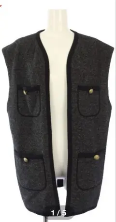 Item thumbnail for item 35c9dbc9-67a9-4876-bc26-5cf9b81fb5d2