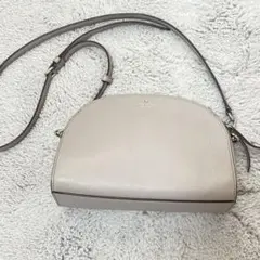 ケイトスペード　ショルダーバッグ　ハーフムーン　グレー