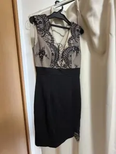 Dazzy Store レース装飾付きタイトドレス