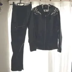 adidasブラックジャージ上下セット