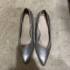 rienda シルバー パンプス