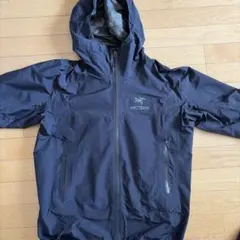 ARC'TERYX ブラック マウンテンパーカーのサムネイル