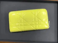 【⭐️良品❣️本物⭐️】クリスチャンディオール　イエロー キルティング エナメル長財布のサムネイル