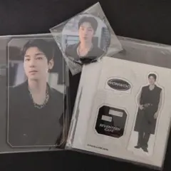 SEVENTEEN CAFE 入場特典 アクスタ 缶バッチ ウォヌ