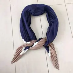 ネイビー ブラウン プリーツスカーフ