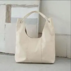 新品未使用　LOWRYS FARM ヤワラカルイ5ポケトートBAG