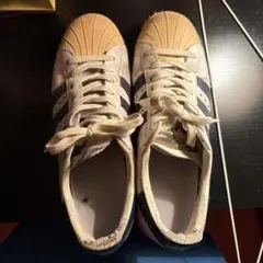 adidas ホワイト ネイビー スニーカー スーパースター