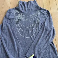新品 グレー タートルネック セーター M-L