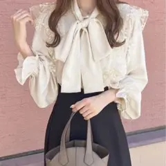 apres jour レース× ボウタイブラウス アイボリー
