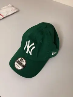ニューヨーク・ヤンキース 9TWENTYキャップ MoMAロゴ付き