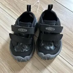 KEEN キッズ スニーカー ブラック11.5cmベビーシューズ　美品のサムネイル