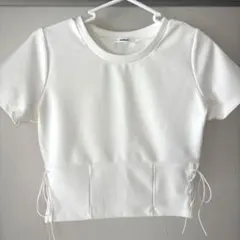 MURUA ホワイト 半袖 クロップド丈 レースアップ Tシャツ FREEサイズのサムネイル