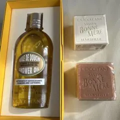 ロクシタンADモイスチャライジングシャワーオイル250ML＆ボンメールソープ2個