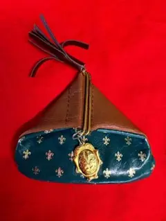 Item thumbnail for item 57b03aac-d682-4183-b17b-711d57985fb4