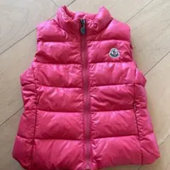 ダウンベスト　モンクレール　3歳