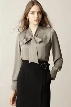 2025年最新】ピンキー&ダイアン ブラウスの人気アイテム - メルカリ