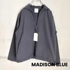 新品タグ付き✨マディソンブルー　セーラーカラー　バックサテンのサムネイル