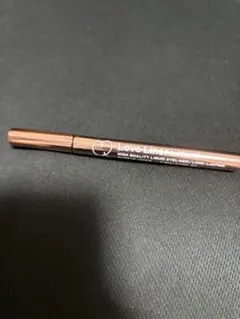 Love Liner Liquid リキッドアイライナー 8A3のサムネイル