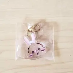 ちいかわレストラン HOTなミニアクリルチャーム うさぎ
