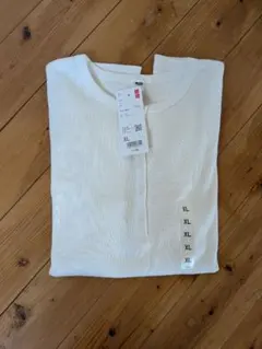 UNIQLO オフホワイト XL 長袖ヘンリーネック ダメージ有り