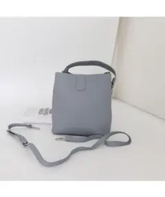 ショルダーバッグのサムネイル