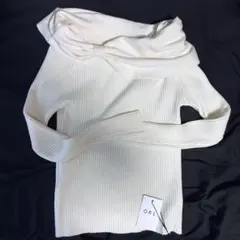 GRL アイボリー オフショルダーセーター ks206