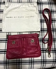 MARC BY MARC JACOBS ピンクショルダーバッグ