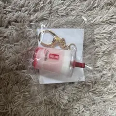 Gong cha いちご杏仁 キーホルダー