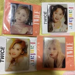 TWICE ピンバッチ　4つセット