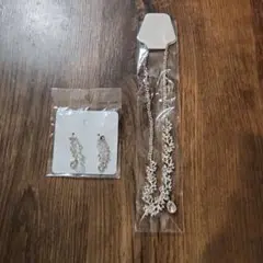 ネックレスとピアスセット