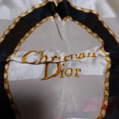 クリスチャン・ディオールのスカーフ