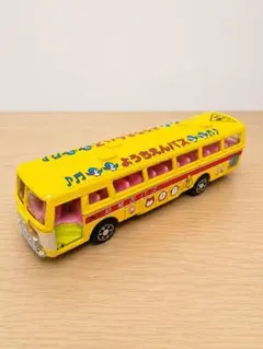 トミカ No.27 ようちえんバス ミニカー - メルカリ