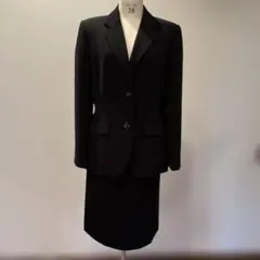 黒いピンストライプスーツ / スカート＆パンツ付きXXLサイズ