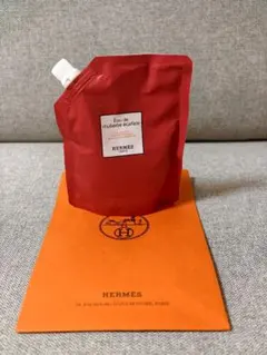 新品 エルメス ヘア＆ボディ シャワージェル オー ドゥ ルバーブ エカルラットのサムネイル