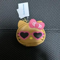 サンリオ ハローキティコインケース チャームブラウン ピンク　アベイル