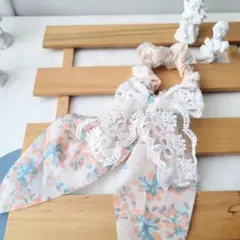 レースリボン　シュシュ　ヘアゴム　新品　蝶結び 花 大きめ  お洒落 可愛い