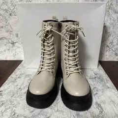 チアキカタギリCHIAKI KATAGIRI ショートブーツ レースアップ 24のサムネイル