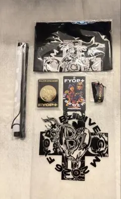 B'z プレミアム席 グッズセット☆銀テープ付き☆2026 premium - メルカリ