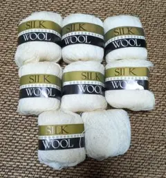 【訳あり】越前屋多崎《SILK WOOL》 白系　8玉　使いかけあり